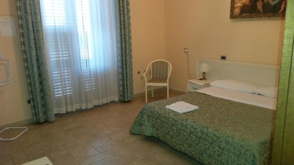 ברינדיזי B&B Manzoni Resort מראה חיצוני תמונה